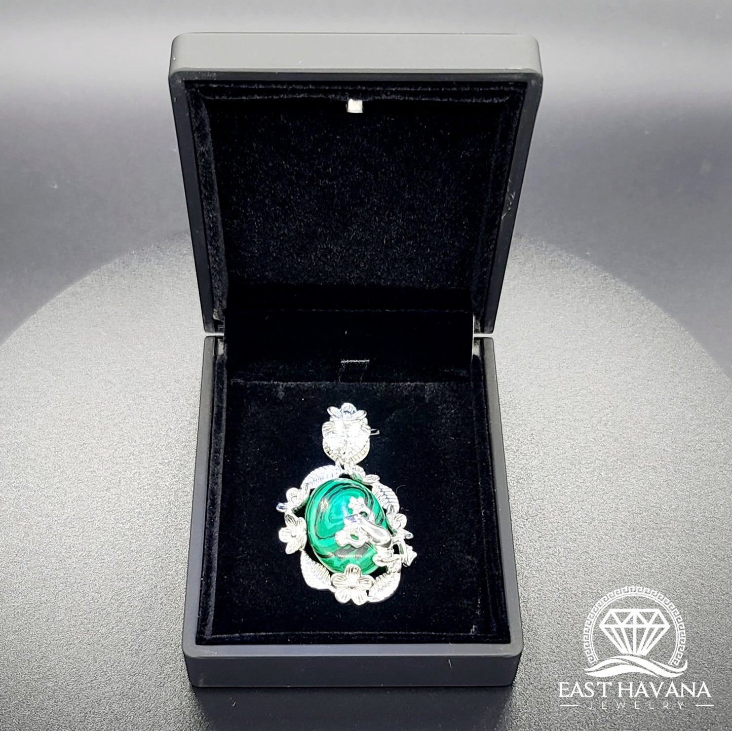 Pendentif amoureux de la nature en argent 950
