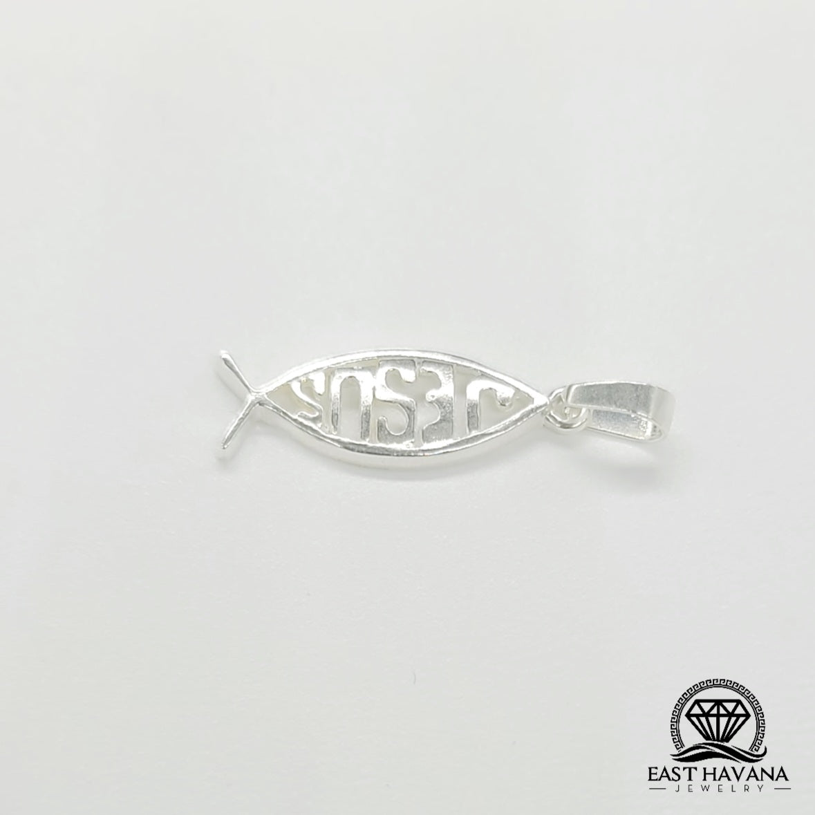 Pendentif Jésus en argent .950